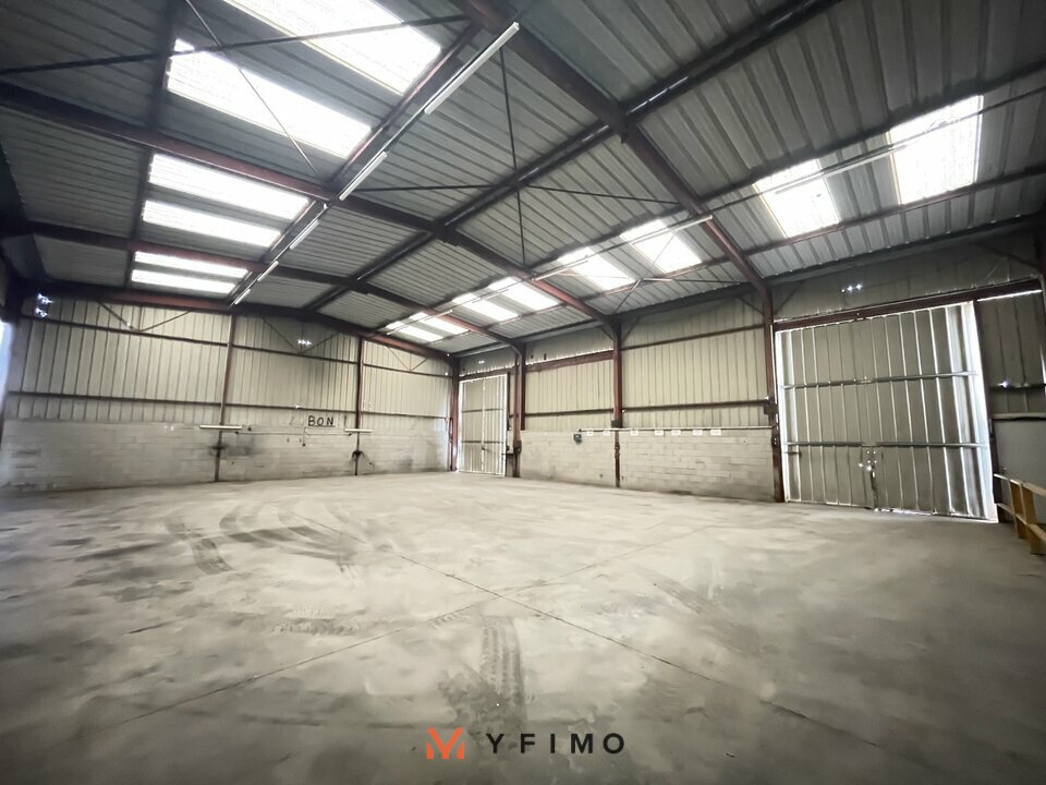 LOCATION ENTREPÔTS ET LOCAUX D'ACTIVITÉ AUBERGENVILLE (78410) | 78_1506 | photo 3