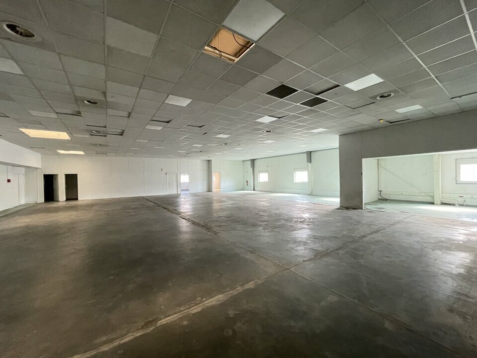 VENTE ENTREPÔTS ET LOCAUX D'ACTIVITÉ AUBERGENVILLE (78410) | 78_1455 | photo 8