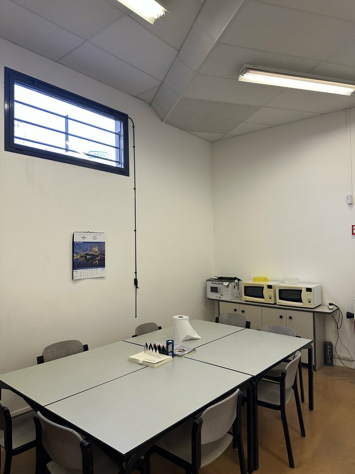 LOCATION ENTREPÔTS ET LOCAUX D'ACTIVITÉ CHANTELOUP LES VIGNES (78570) | 78_1518 | photo 5