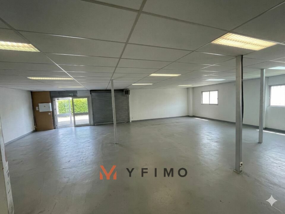 LOCATION ENTREPÔTS ET LOCAUX D'ACTIVITÉ ECQUEVILLY (78920) | 78_1588 | photo 2