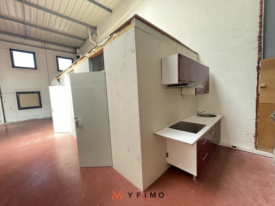 LOCATION ENTREPÔTS ET LOCAUX D'ACTIVITÉ ÉPÔNE (78680) | 78_1381 | photo 2