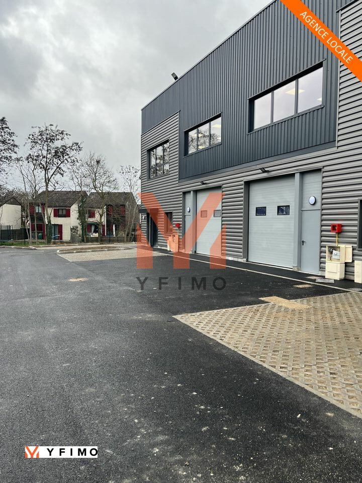 LOCATION ENTREPÔTS ET LOCAUX D'ACTIVITÉ AUBERGENVILLE (78410) | 78_0425 | photo 3