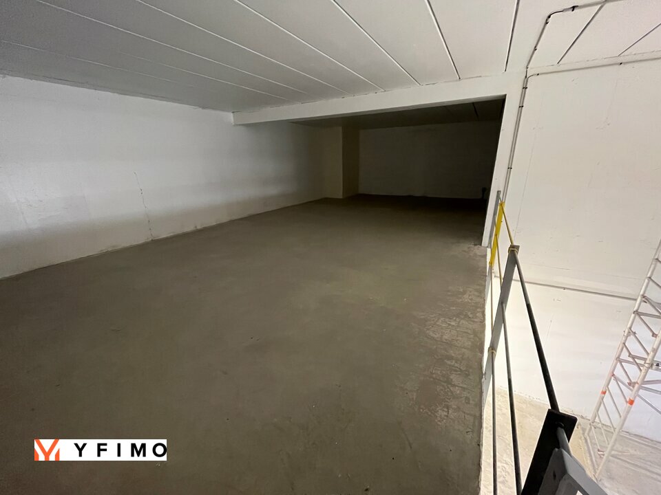 LOCATION ENTREPÔTS ET LOCAUX D'ACTIVITÉ LES MUREAUX (78130) | 78_0527 | photo 4