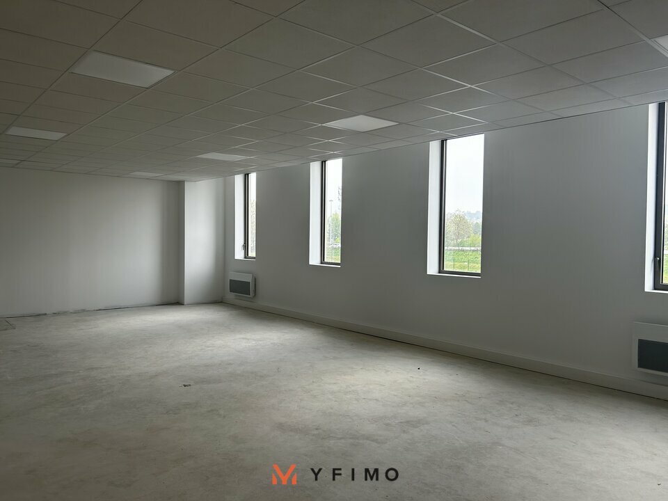 LOCATION ENTREPÔTS ET LOCAUX D'ACTIVITÉ BUCHELAY (78200) | 78_0867 | photo 2