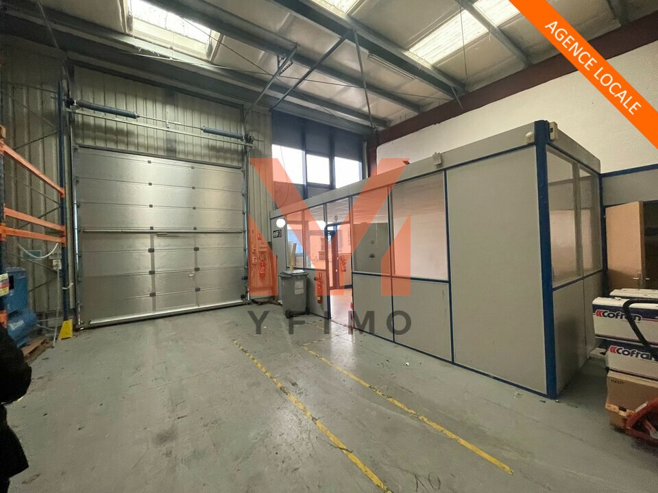 LOCATION ENTREPÔTS ET LOCAUX D'ACTIVITÉ LES MUREAUX (78130) | 78_1321 | photo 2