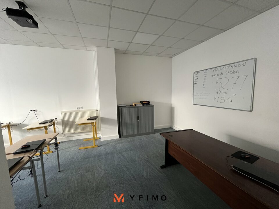 LOCATION ENTREPÔTS ET LOCAUX D'ACTIVITÉ POISSY (78300) | 78_1487 | photo 3