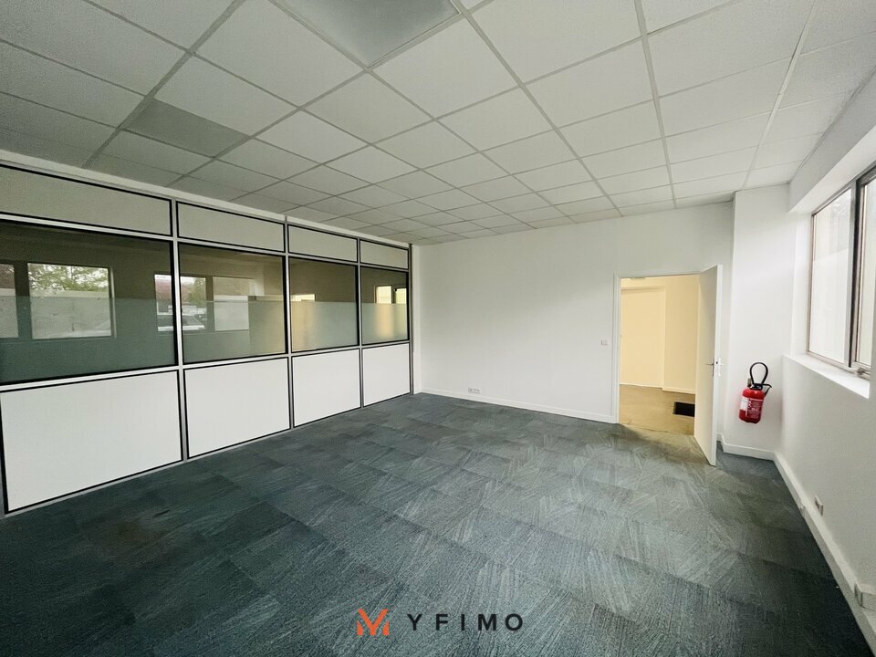 LOCATION ENTREPÔTS ET LOCAUX D'ACTIVITÉ POISSY (78300) | 78_1487 | photo 6