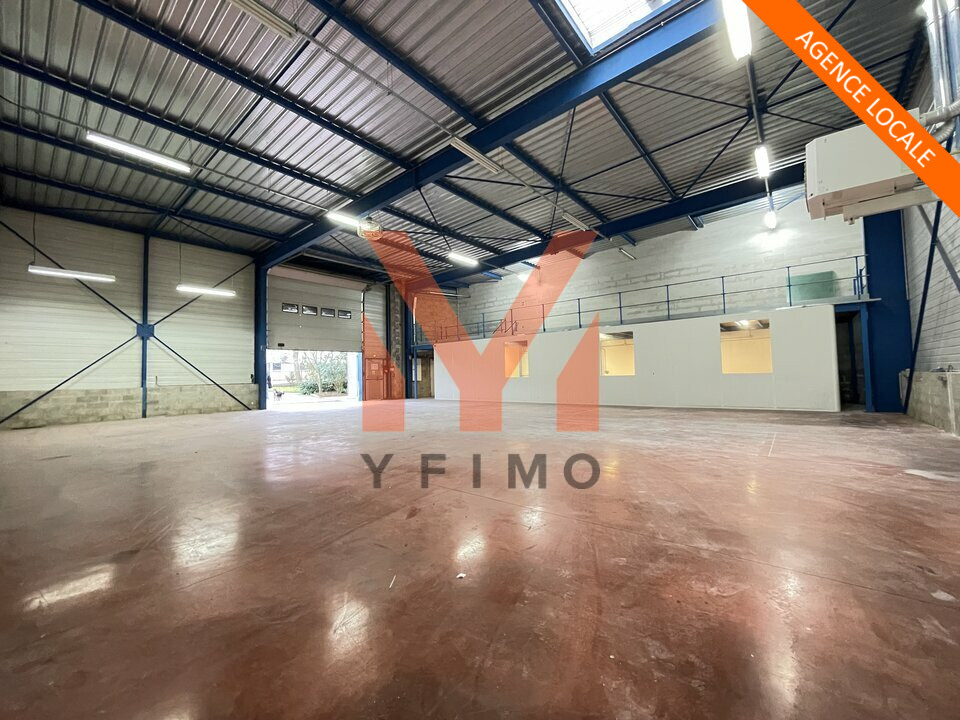 LOCATION ENTREPÔTS ET LOCAUX D'ACTIVITÉ LES MUREAUX (78130) | 78_1556 | photo 2