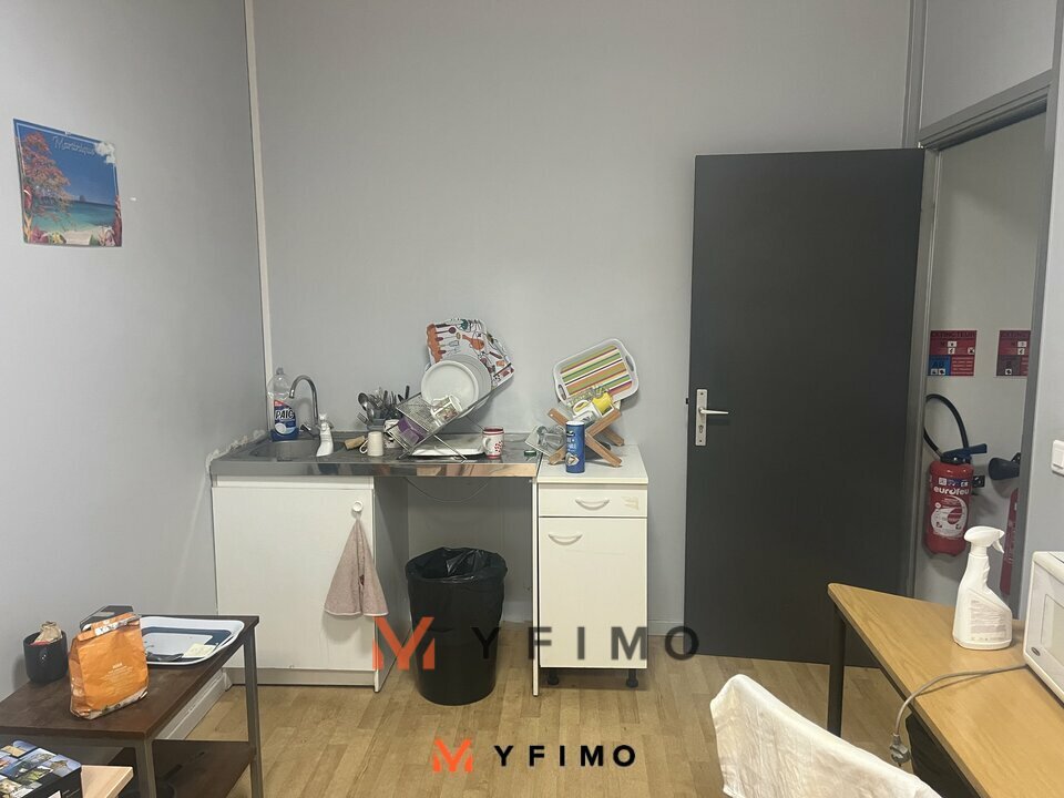 LOCATION ENTREPÔTS ET LOCAUX D'ACTIVITÉ POISSY (78300) | 78_1576 | photo 10