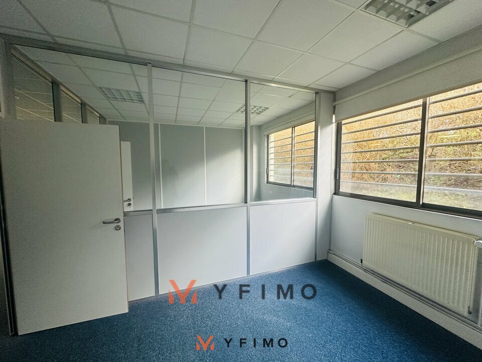 LOCATION ENTREPÔTS ET LOCAUX D'ACTIVITÉ POISSY (78300) | 78_1576 | photo 4