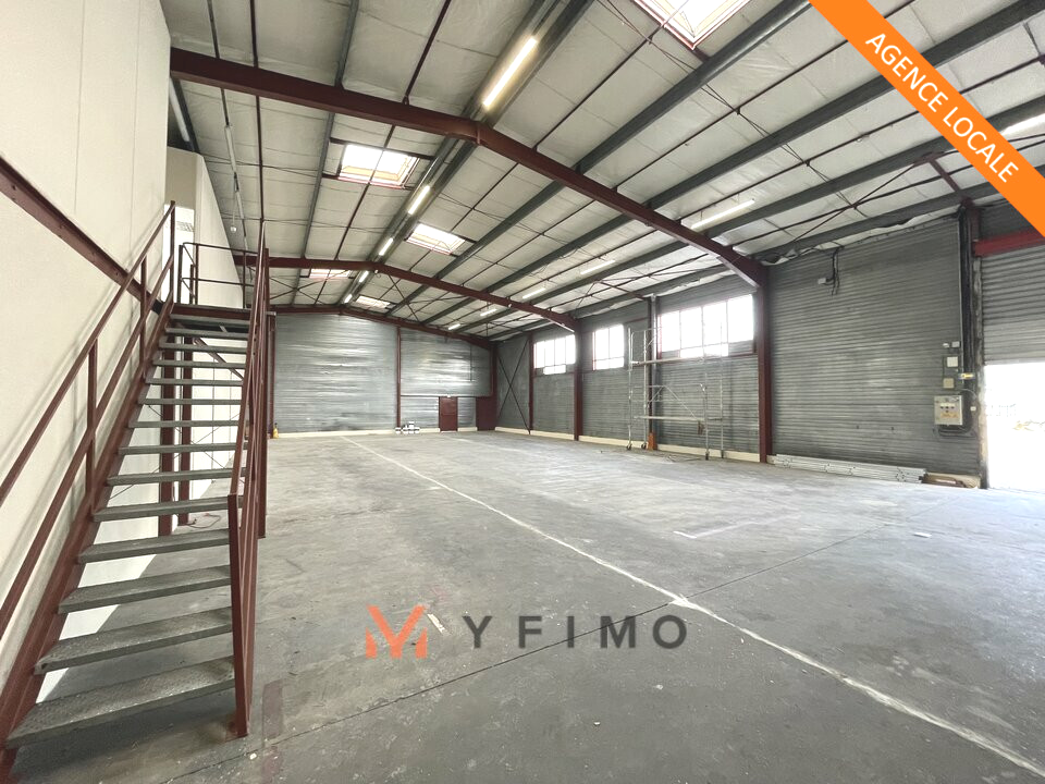 LOCATION ENTREPÔTS ET LOCAUX D'ACTIVITÉ EPONE (78680) | 78_1591 | photo 1