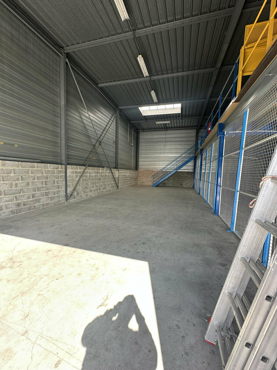 LOCATION ENTREPÔTS ET LOCAUX D'ACTIVITÉ SAINT OUEN L'AUMONE (95310) | 95_0478 | photo 2