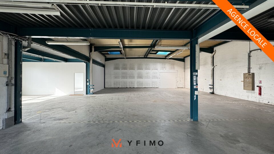 LOCATION ENTREPÔTS ET LOCAUX D'ACTIVITÉ TREMBLAY EN FRANCE (93290) | 93_0068 | photo 2