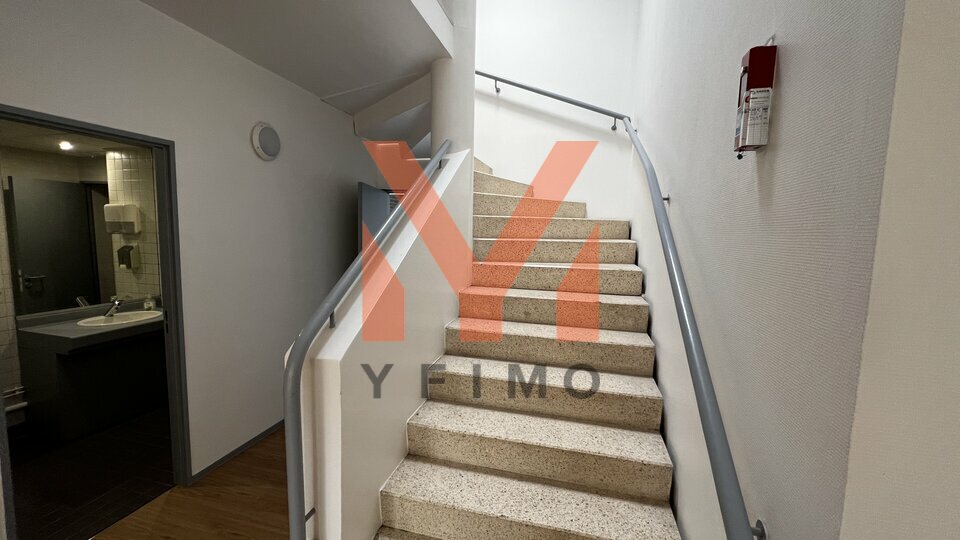 LOCATION ENTREPÔTS ET LOCAUX D'ACTIVITÉ HERBLAY (95220) | 95_0163 | photo 8